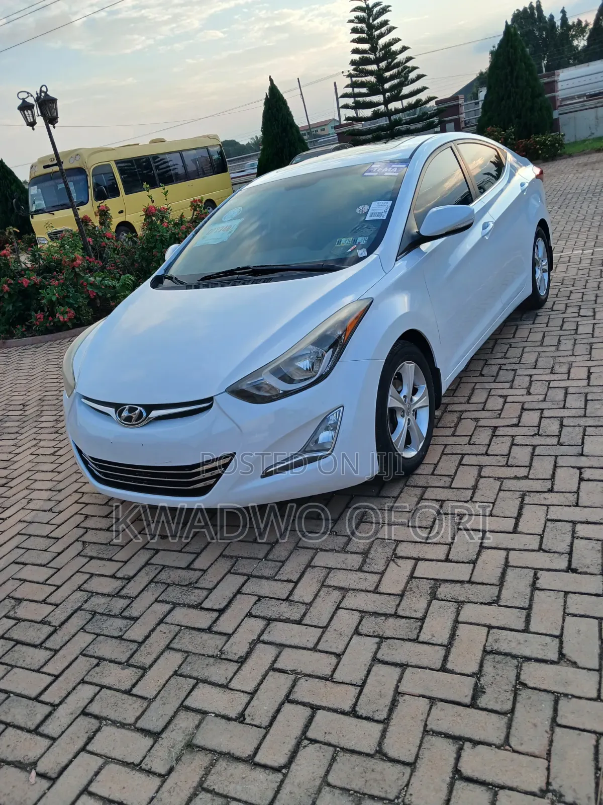 Hyundai Elantra Value Edition Sedan FWD (1.8L 4cyl 6A) 2016 White