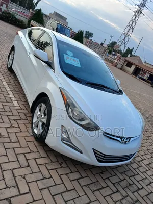 Hyundai Elantra Value Edition Sedan FWD (1.8L 4cyl 6A) 2016 White