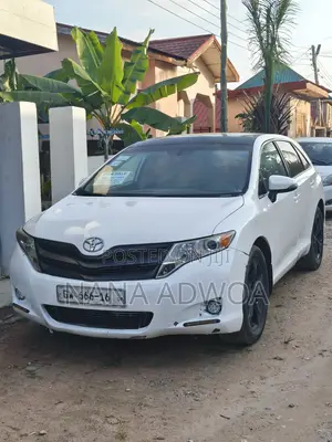 Toyota Venza 2009 White