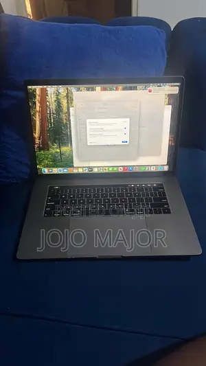 Laptop Apple MacBook 2018 32GB Intel Core i7 SSD 256GB