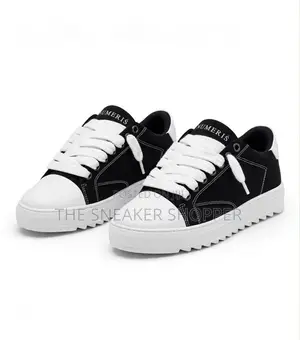 NUMERIS Y976 - Black / White Chunky Sneaker