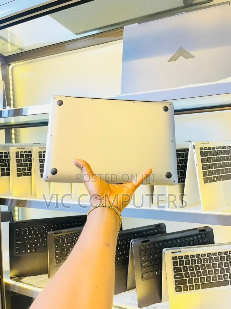Laptop Apple MacBook Air 2020 8GB Intel Core i3 SSD 256GB