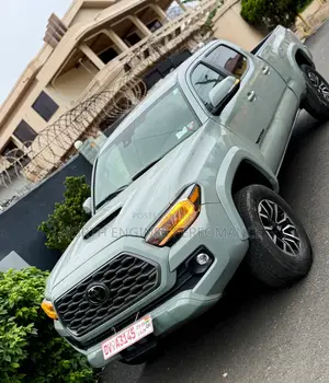 Toyota Tacoma TRD Sport Double Cab 5' Bed V6 AT 2023 Green
