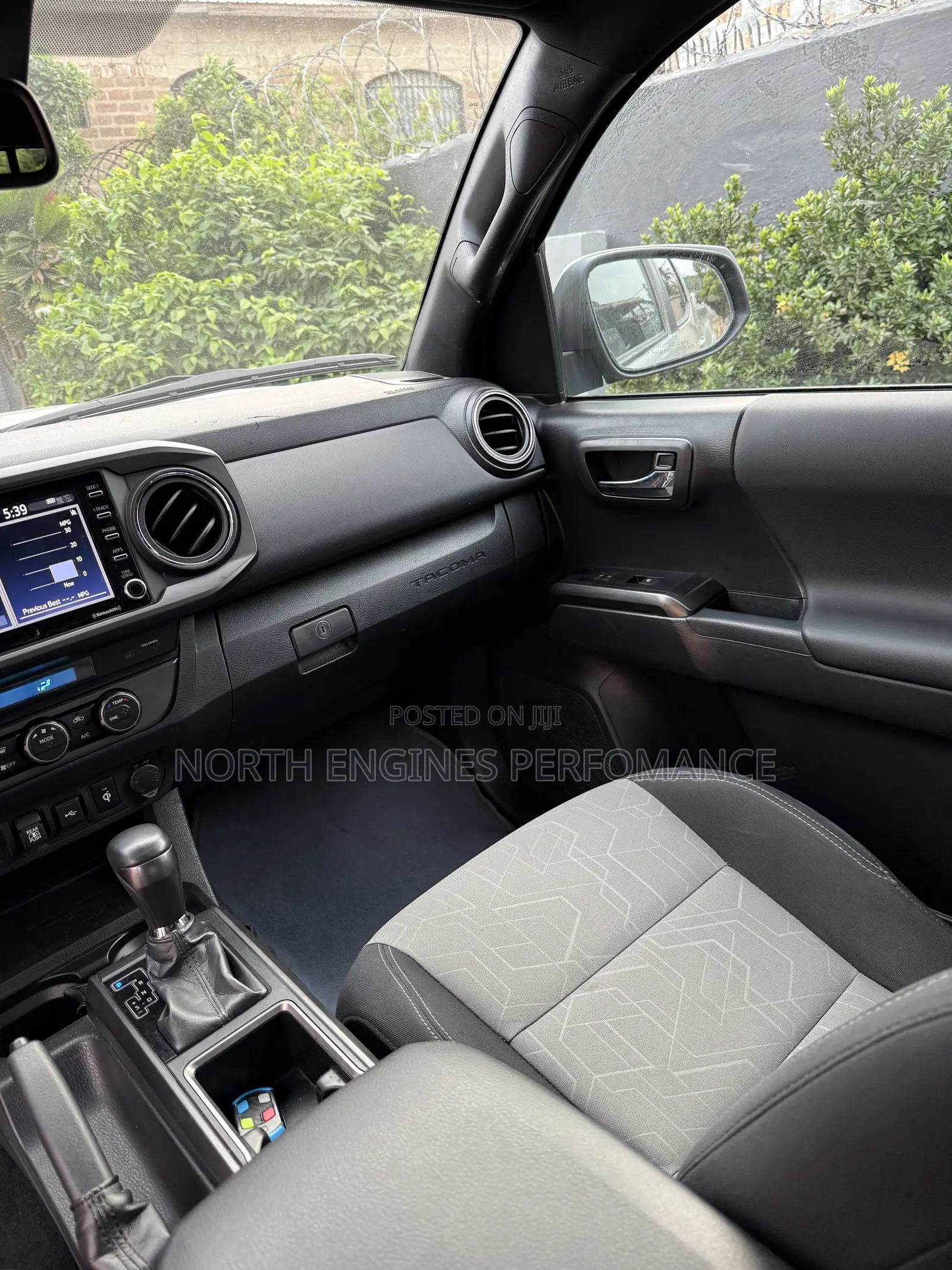 Toyota Tacoma TRD Sport Double Cab 5' Bed V6 AT 2023 Green
