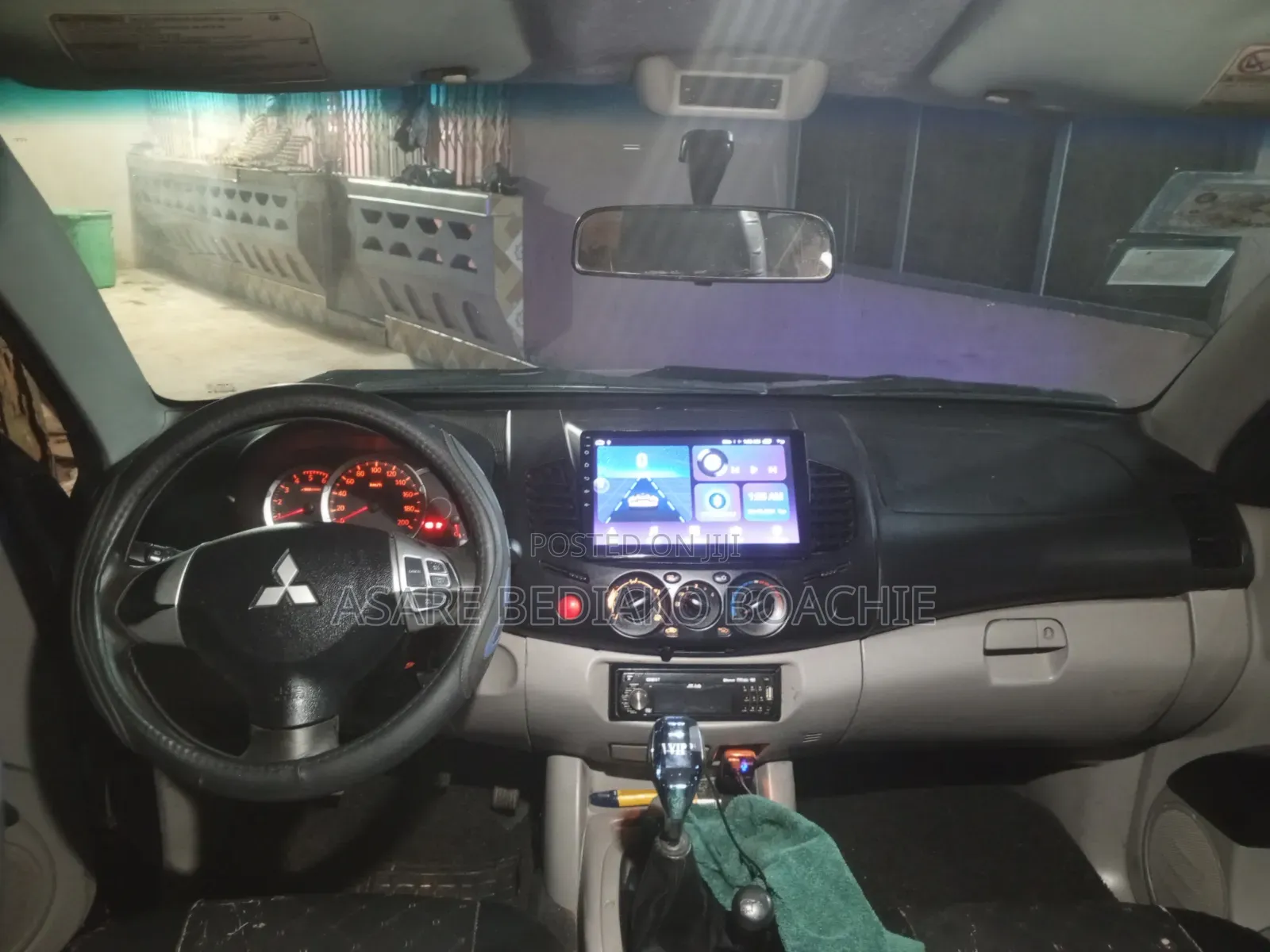 Mitsubishi L200 Double Cab 2.5 136hp 4WD 2014 Silver