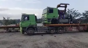 Daf CF Head