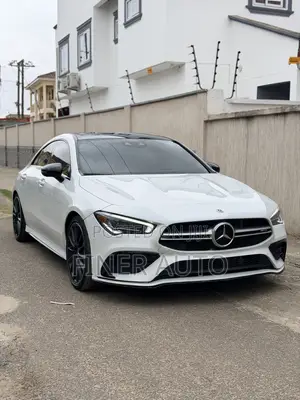 Mercedes-Benz CLA-Class AMG CLA 35 4MATIC Sedan 2022 White
