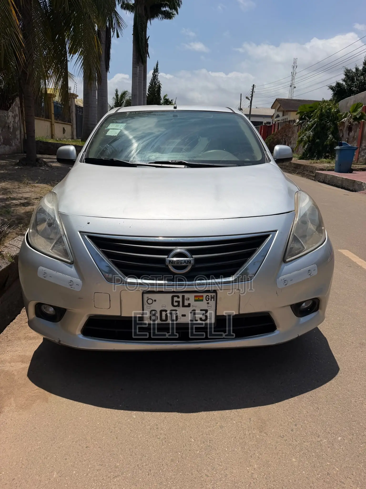 Nissan Almera 2013 Silver