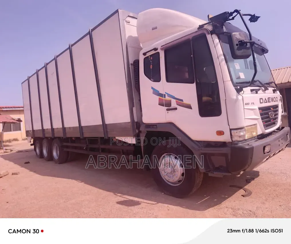 Daewoo Magnus 2006 White