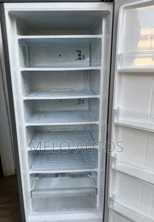 LG Single-Door Top-Freezer Refrigerator