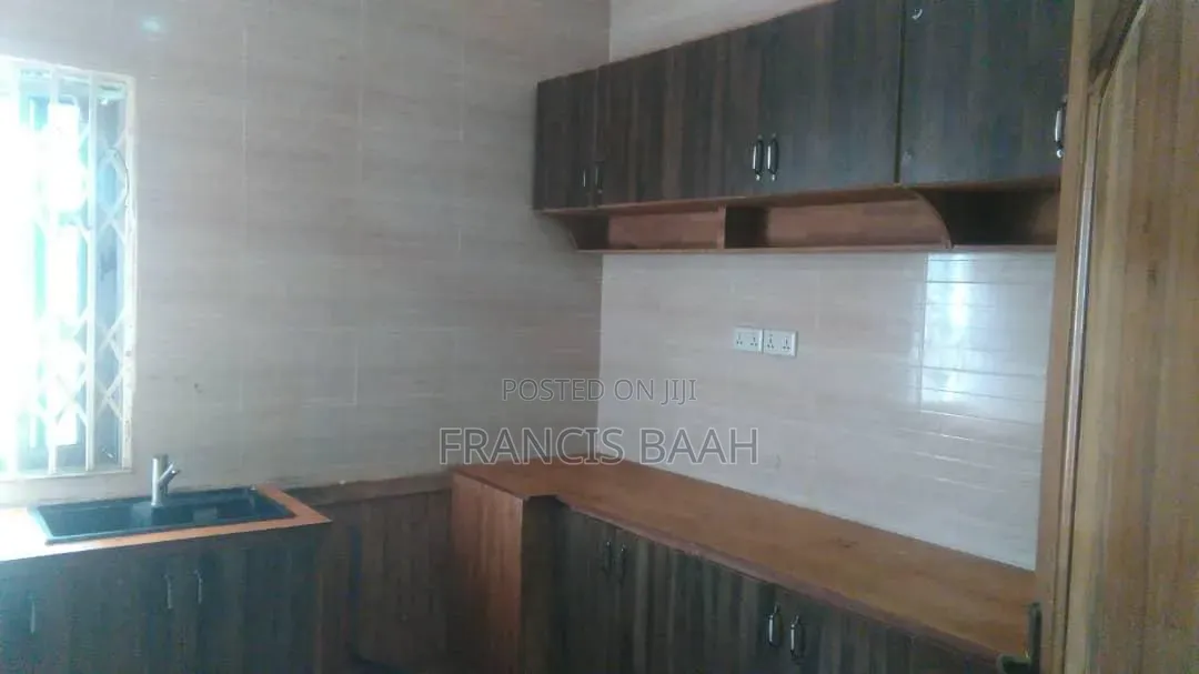 5bdrm House in Shining Star Real, Accra Metropolitan for rent