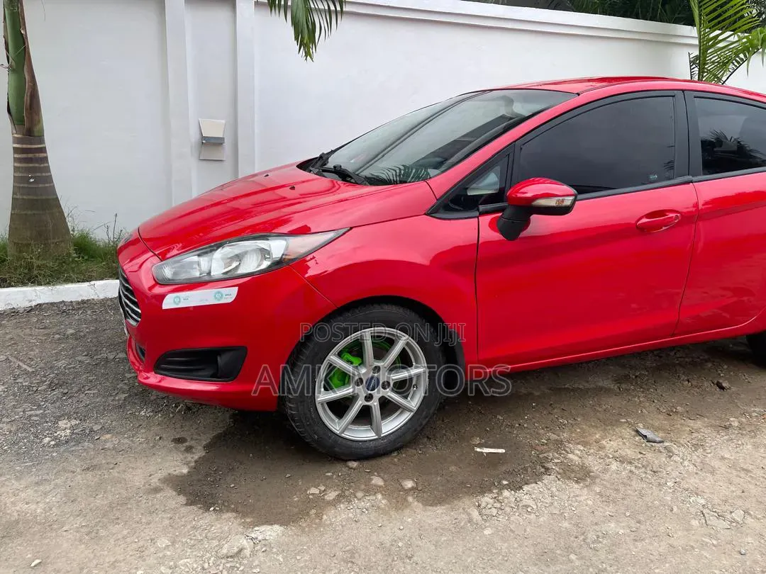 Ford Fiesta 2015 Red