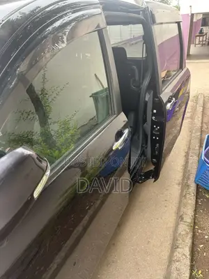 Toyota Sienta 2012 Pearl