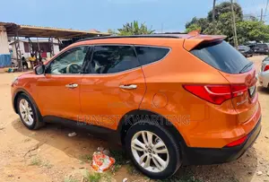 Hyundai Santa Fe 2015 Orange