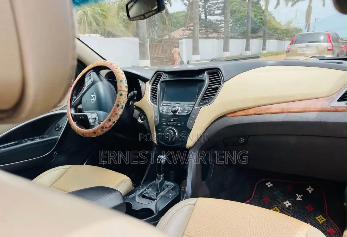 Hyundai Santa Fe 2015 Orange