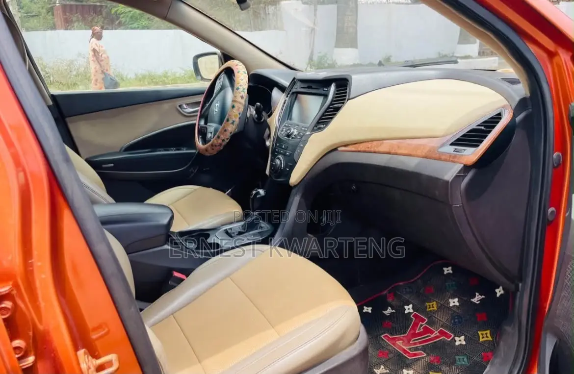 Hyundai Santa Fe 2015 Orange