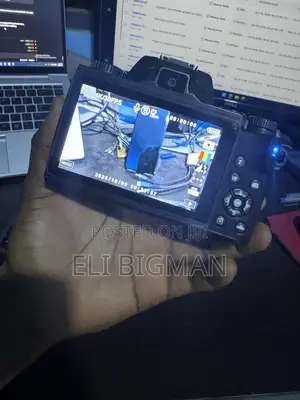Neat 4K Digital Camera (Dual Cameras)