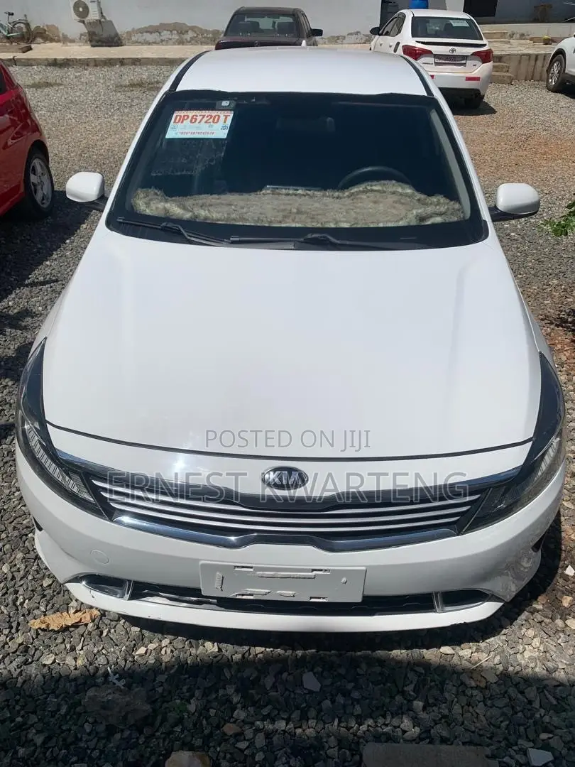 Kia Forte 2019 White