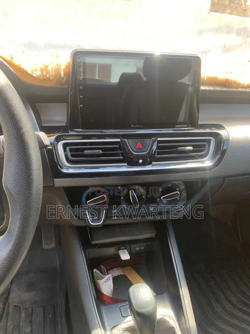 Kia Forte 2019 White