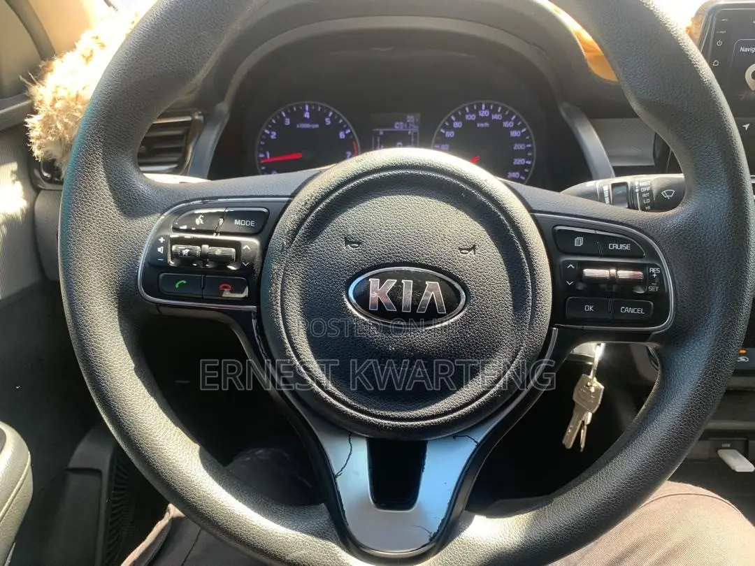 Kia Forte 2019 White
