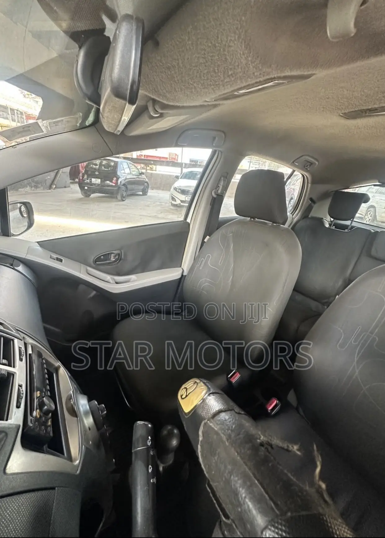 Toyota Yaris 2010 White