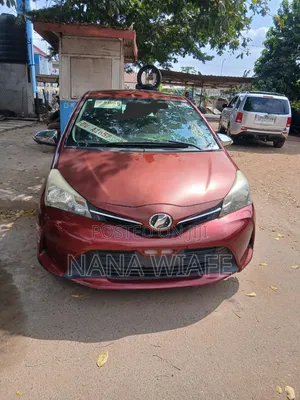 Toyota Vitz 2017 Brown