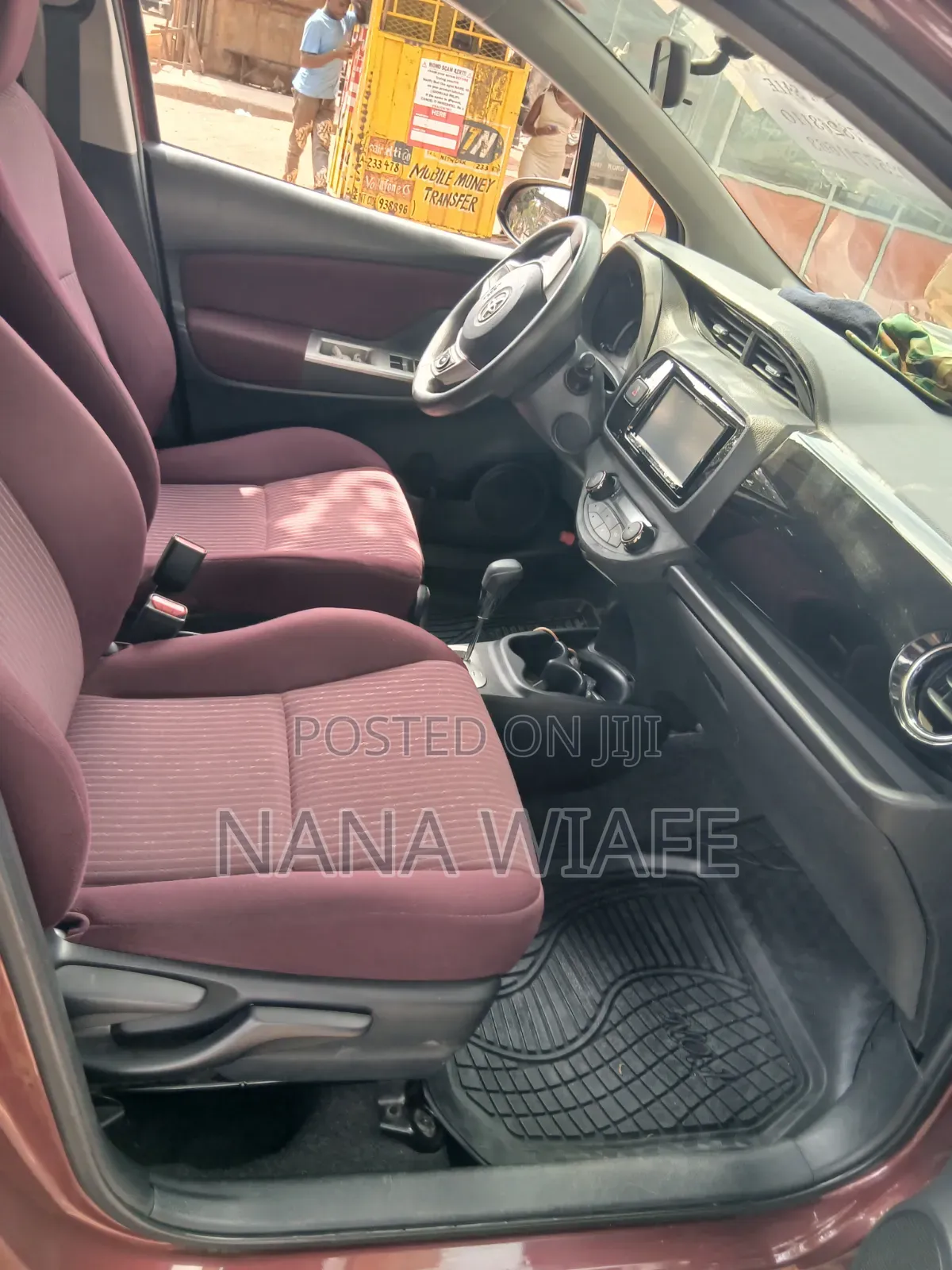 Toyota Vitz 2017 Brown