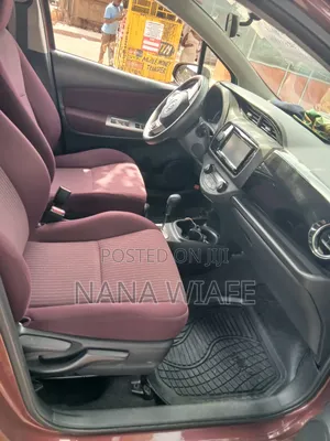 Toyota Vitz 2017 Brown