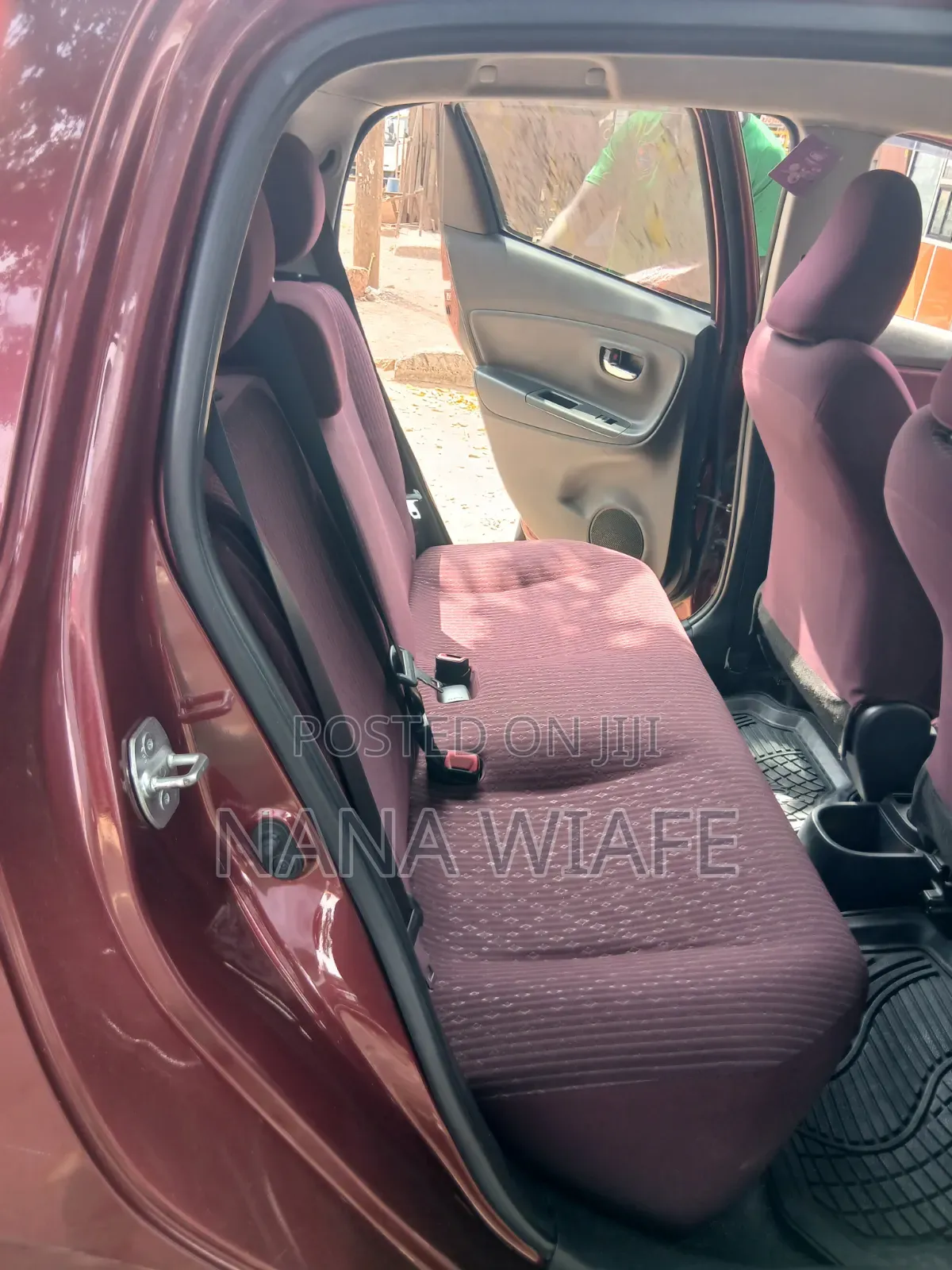 Toyota Vitz 2017 Brown