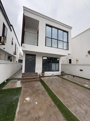 3bdrm House in School Junction for rent