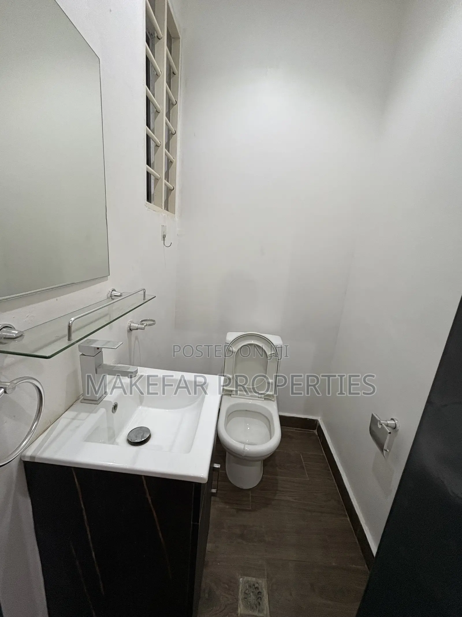 3bdrm House in School Junction for rent