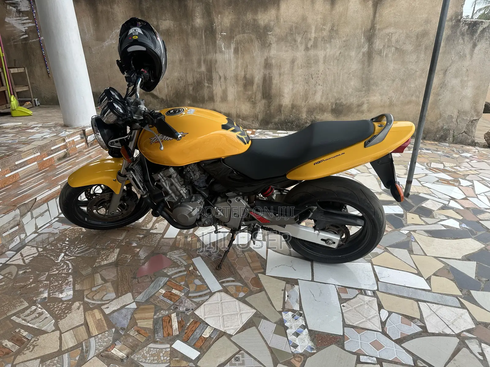 Honda CB 2000 Yellow
