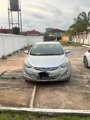 Hyundai Elantra 2013 Silver