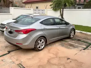 Hyundai Elantra 2013 Silver
