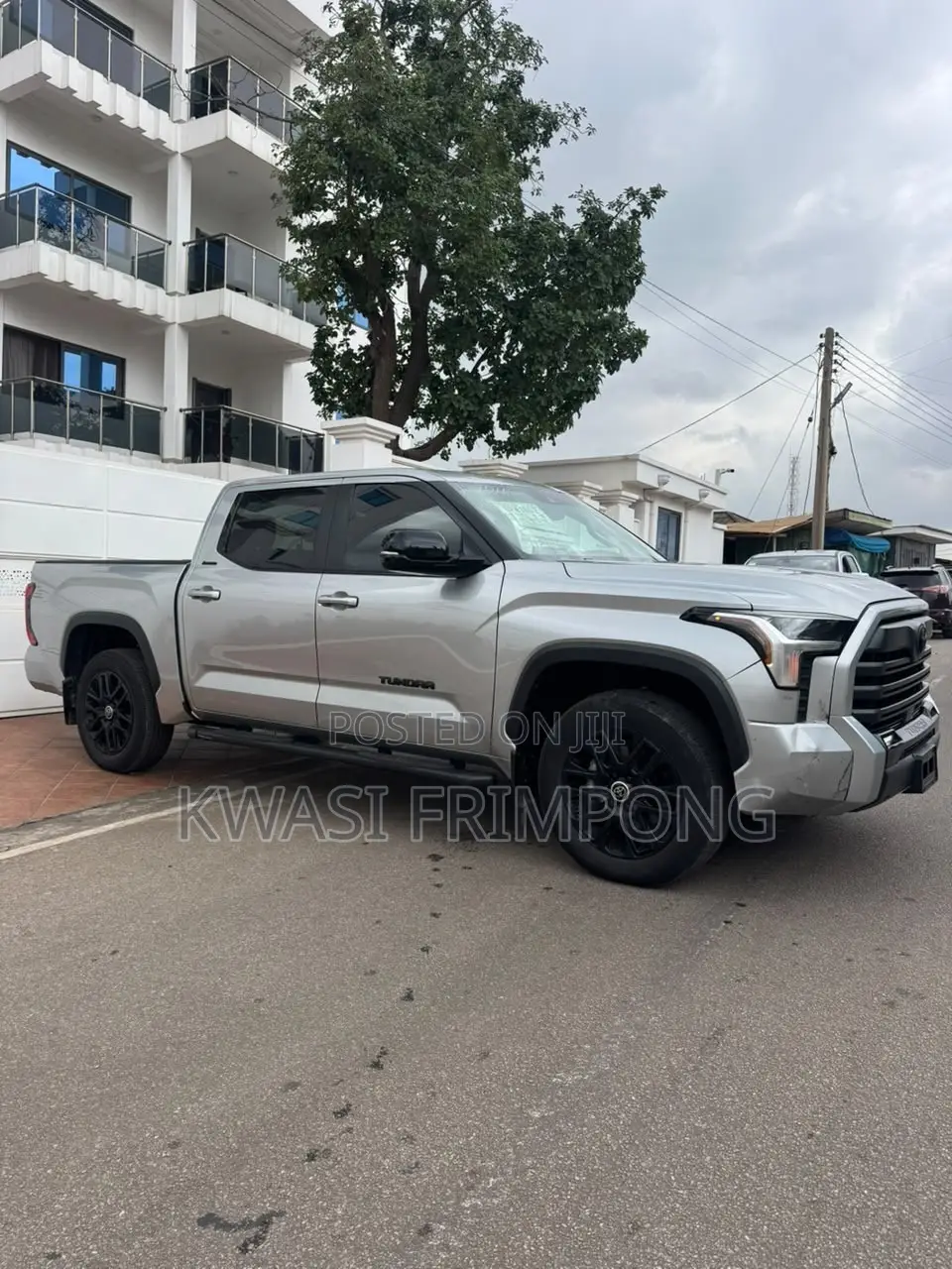 Toyota Tundra Limited CrewMax 6.5' Bed 2024 Silver