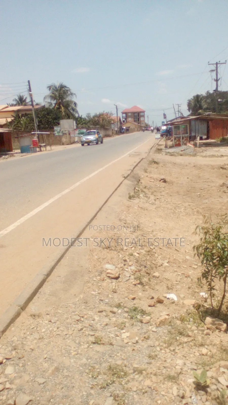 3bedroom House on 2Plot of Land by the Main Road in Amasaman Opah