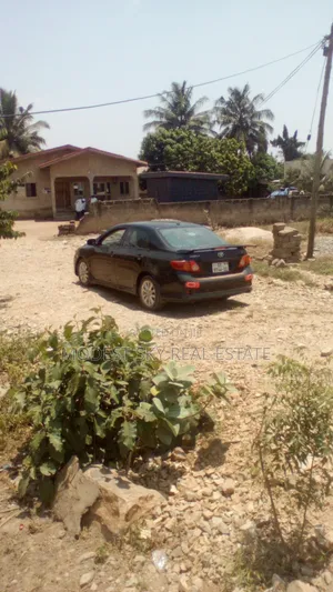 3bedroom House on 2Plot of Land by the Main Road in Amasaman Opah