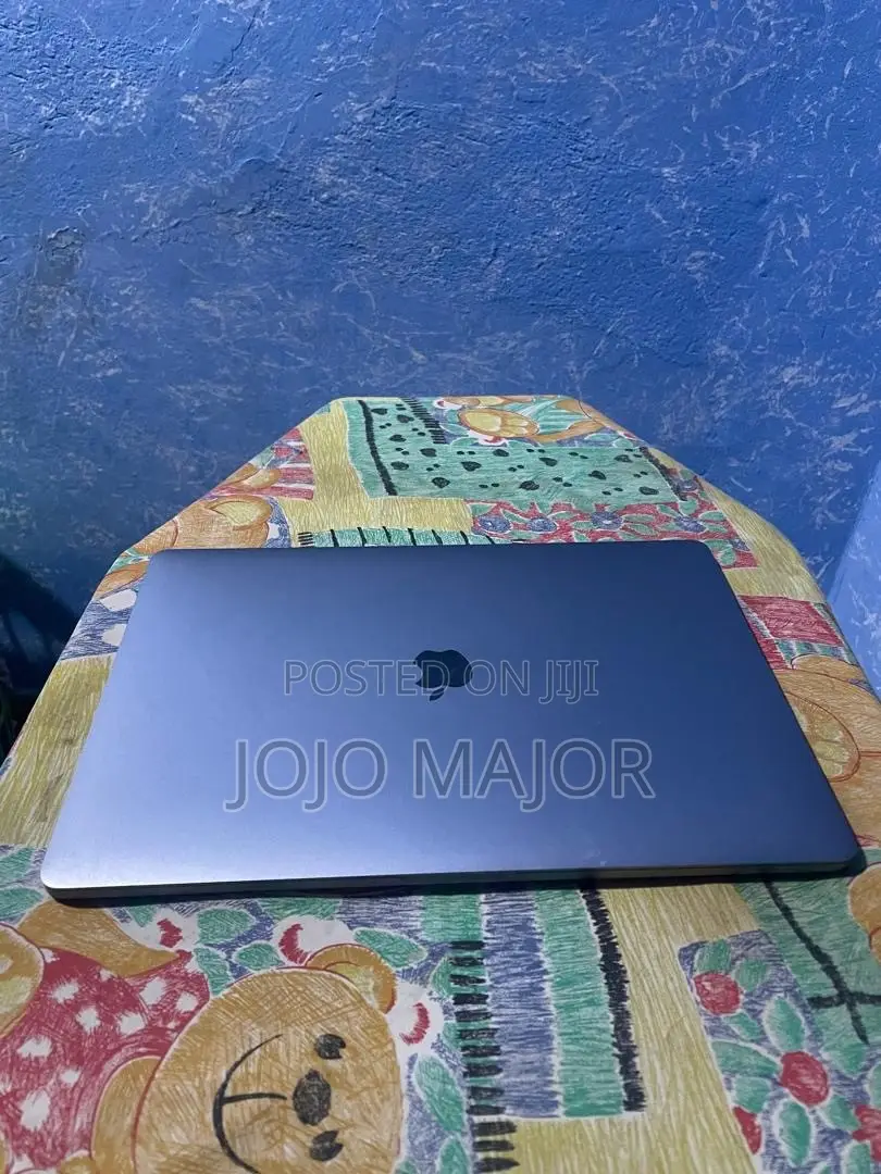 Laptop Apple MacBook 2018 32GB Intel Core i7 SSD 256GB