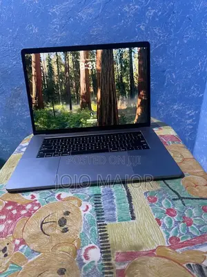 Laptop Apple MacBook 2018 32GB Intel Core i7 SSD 256GB
