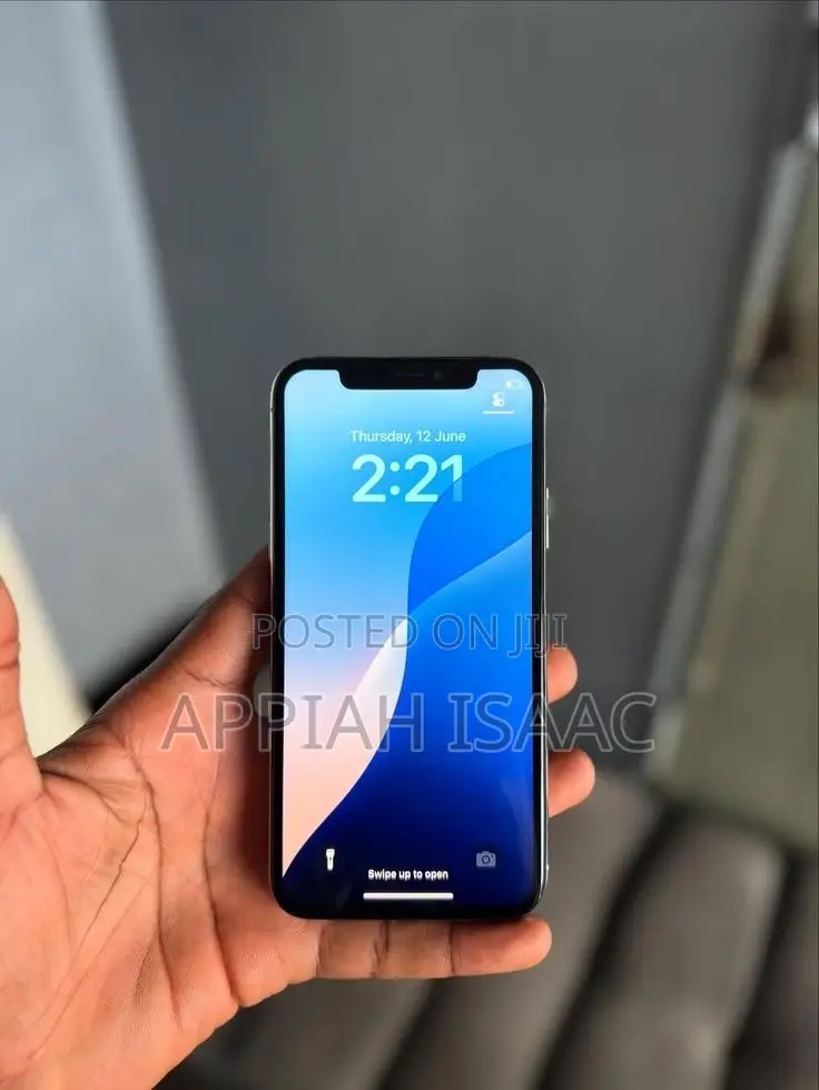 Apple iPhone 11 64 GB White