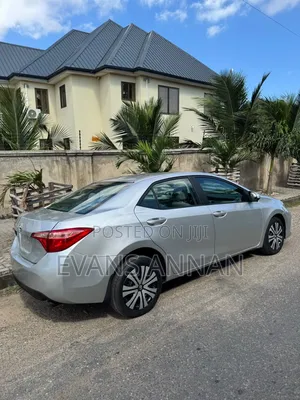 Toyota Corolla 2017 Silver