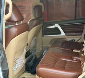 Toyota Land Cruiser 2023 Black
