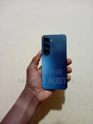 Infinix Hot 60 128 GB Black