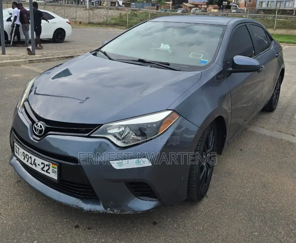 Toyota Corolla 2015 Gray