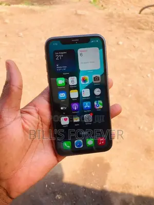 Apple iPhone XR 64 GB Black