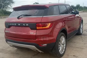 Land Rover Range Rover 2024 White