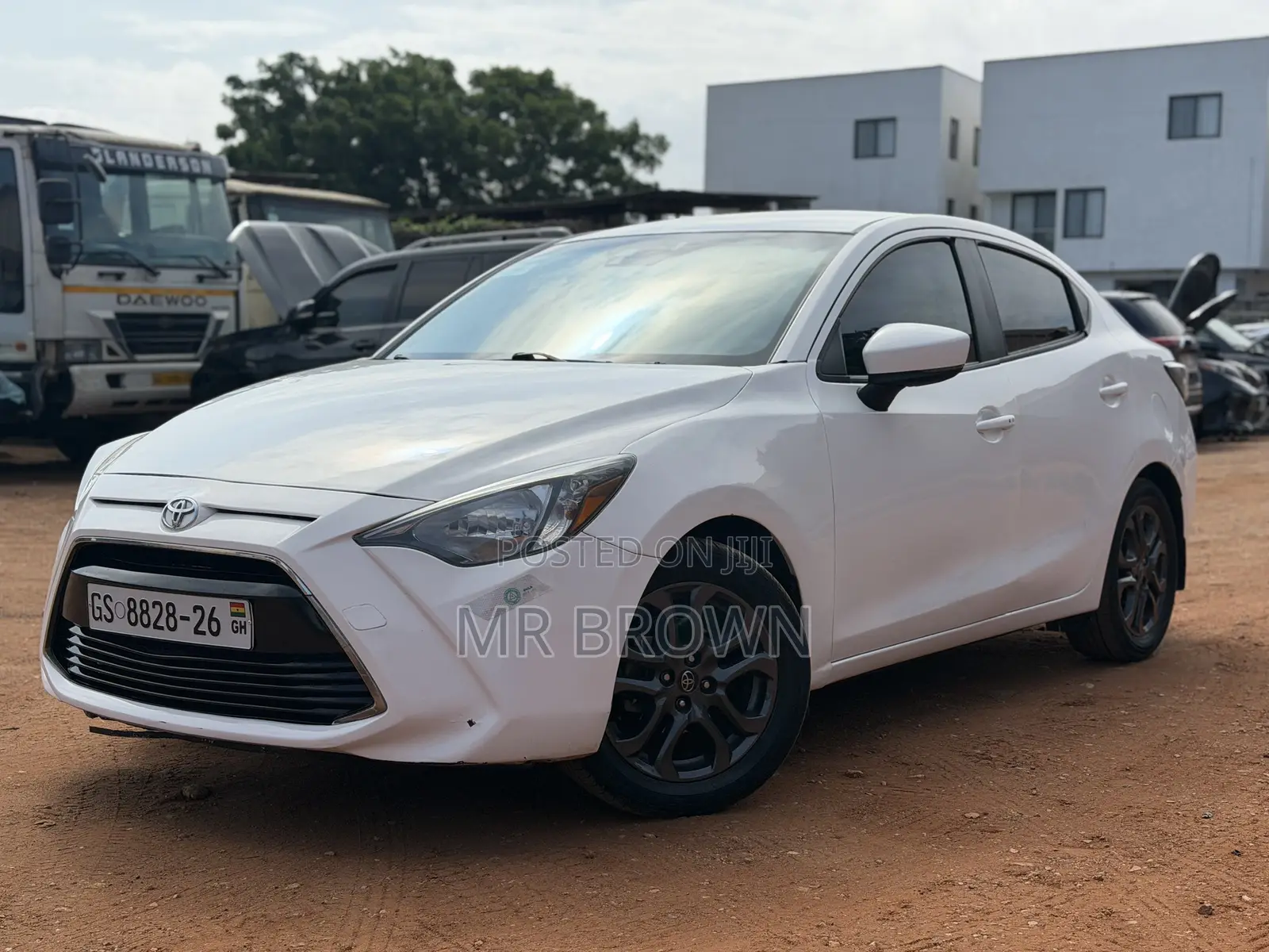 Toyota Yaris 1.5 Sedan L 2020 White