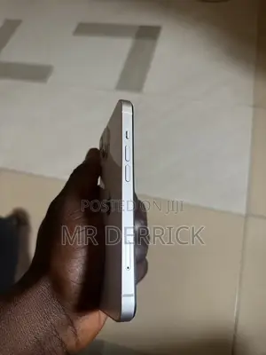Apple iPhone 13 128 GB Pink