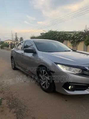 Honda Civic EX 4dr Sedan (2.0L 4cyl) 2017 Silver