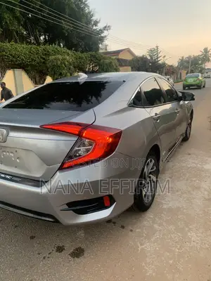 Honda Civic EX 4dr Sedan (2.0L 4cyl) 2017 Silver